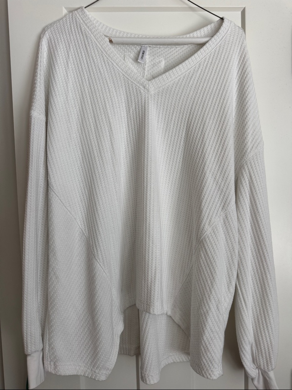 Women's White V-Neck Waffle Knit Sweater - Classic Casual